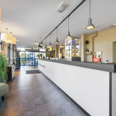 德累斯顿a＆o火车总站酒店 酒店 2*