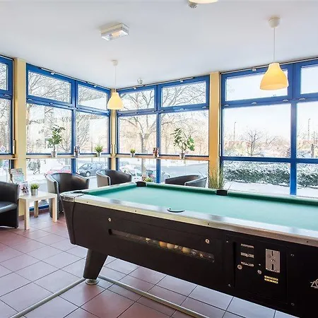 Hostal A&o Hauptbahnhof *
