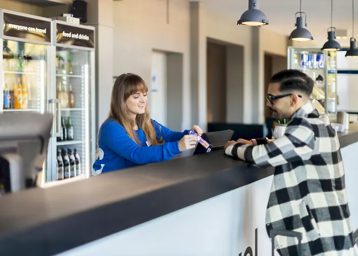 Hotel A&o Hauptbahnhof 2*