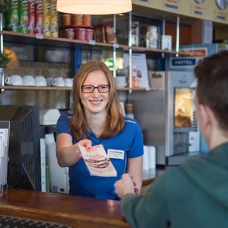 A&o Hauptbahnhof 2* Δρέσδη